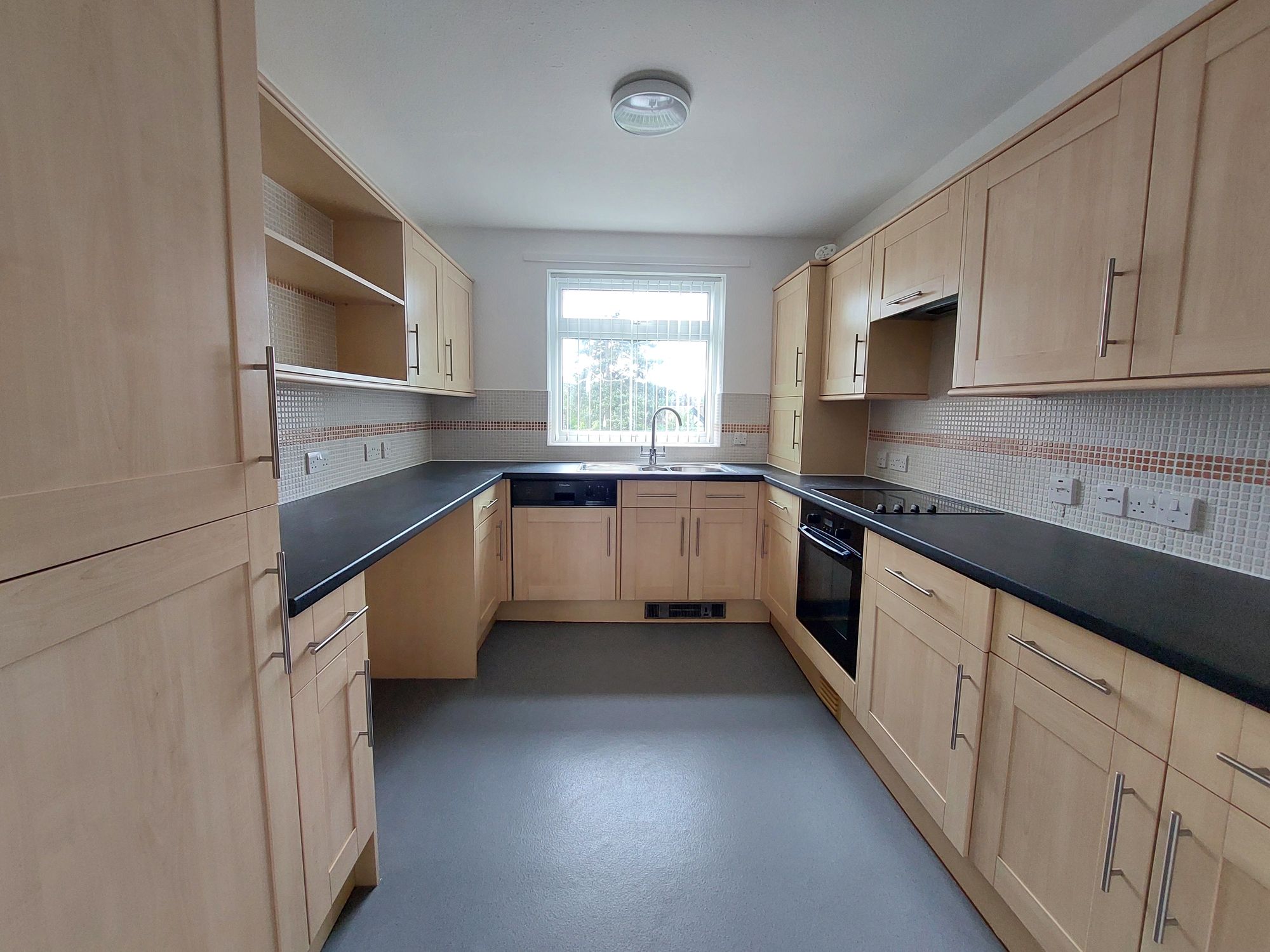 https://76738205e2ed033089d0-174c4c9c7a9bc45568307cb316daeef1.ssl.cf3.rackcdn.com/property_image.x.v1/to-rent/Milton-Road-Cambridge-CB4-1XW/1856/cca577b2886cc268efe5af68a3aa98ac.jpg