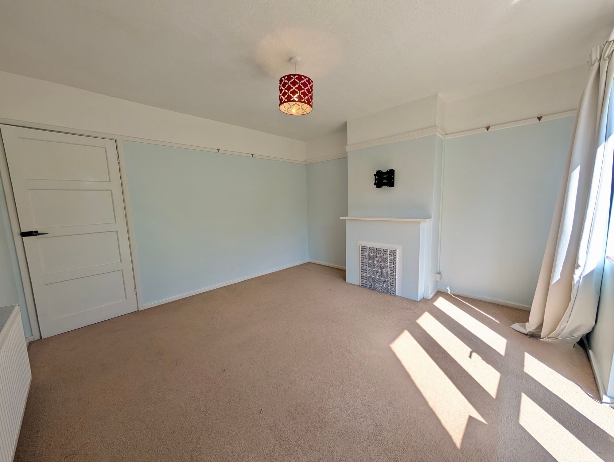 https://76738205e2ed033089d0-174c4c9c7a9bc45568307cb316daeef1.ssl.cf3.rackcdn.com/property_image.x.v1/to-rent/Whitehill-Road-Cambridge-CB5-8LY/2003/8f8ddf9e293254a0fa280d8cffa481ce.jpeg